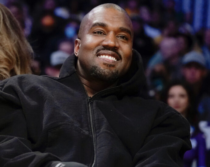 Rapper Kanye West smiling.