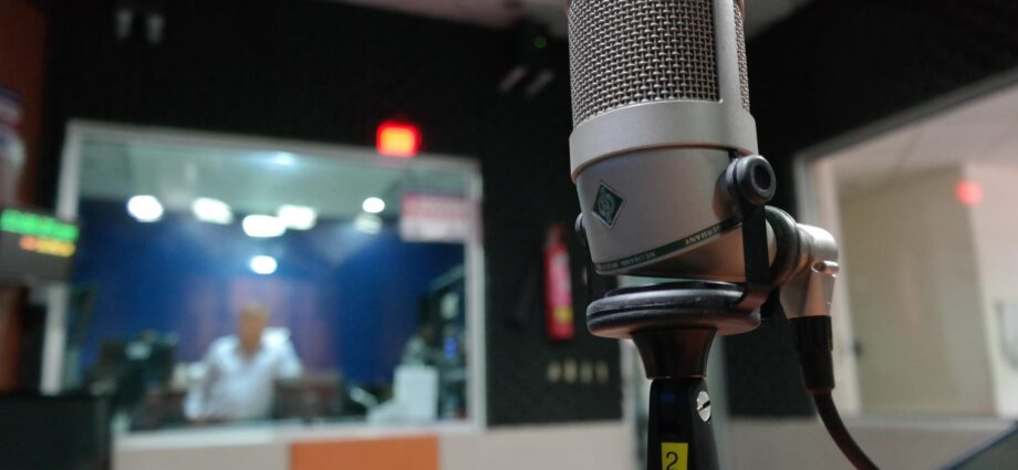 microphone for recording songs in the recording studio.